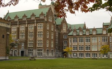 康考迪亚大学校园 Concordia Loyola campus